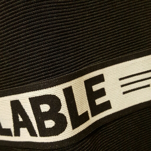 Dress - Picture 3 of 5